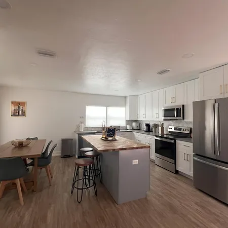 Appartement Fully Furnished Executive Housing - Whole House - Mabry Manor